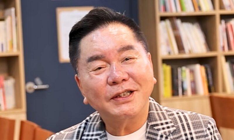 『D-WAR2』は製作完了ではなかった？シム・ヒョンレ監督が謝罪と訂正「脚本のみ完成、2年後に公開予定」…Netflixでの大ヒットで再び注目
