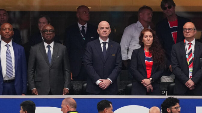 「#InfantinOut」世界中のファンが激怒！FIFAインファンティーノ会長の辞任求める署名運動が急速拡大…「W杯を民間投資家に売る裏切り行為」と糾弾