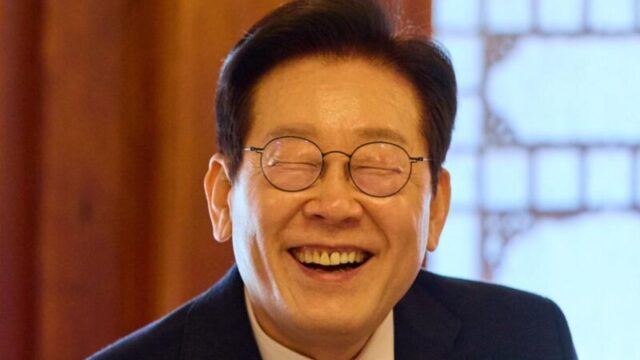 イ氏、国民の支持を獲得か…「反転の気流」