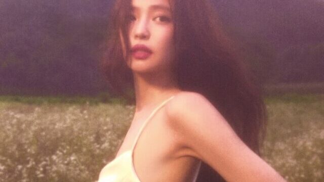 BLACKPINK ジェニー、8月28日に電撃カムバック！ニューデジタルEP『Fallen Angel』に込めた真摯な想いと神秘的なビジュアルを公開