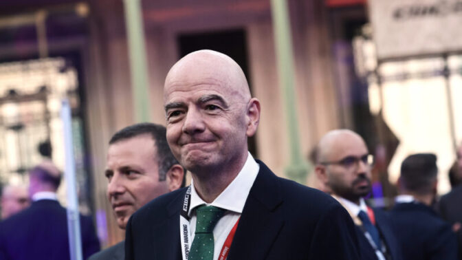 FIFAインファンティーノ会長、退陣圧力の中で「貧富の格差是正」を強調
