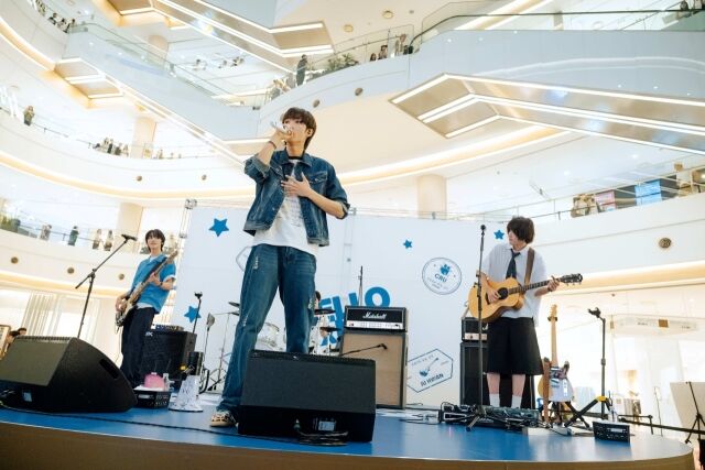 FNC新人ボーイズバンドAMP、タイムズスクエアを青春エネルギーで満たす…スペシャル路上ライブ盛会のうちに終了