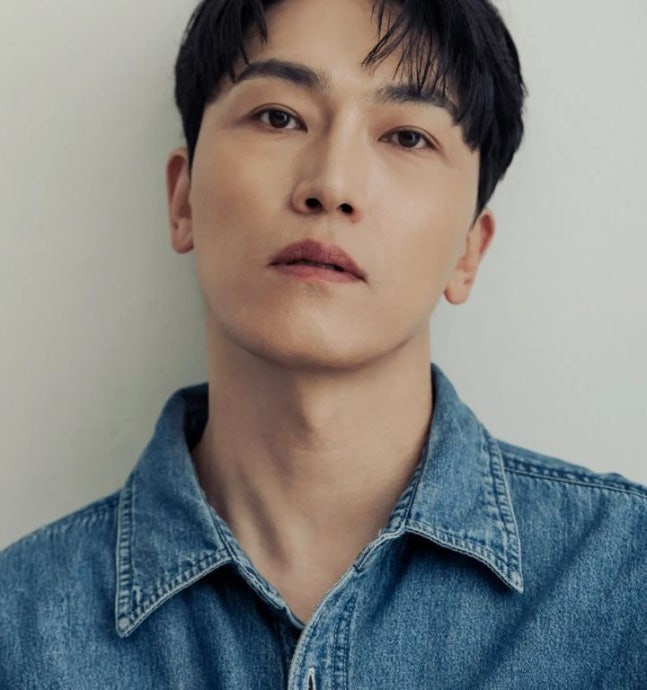「ムン・グニョンと熱愛」チョン・ピョン、新しいプロフィール写真を公開