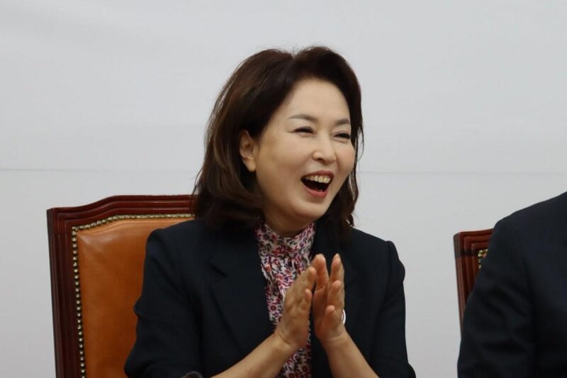金敏田氏「李在明氏が正しかった」…発言が波紋を呼ぶ