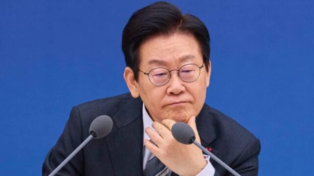 イ・ジェミョン代表、沈黙の最中に「青天の霹靂」…一体何が？
