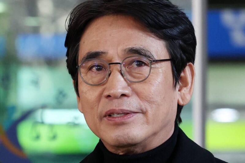 イ・ジェミョン代表、沈黙の最中に「青天の霹靂」…一体何が?