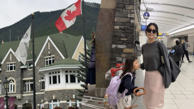 ハン・ジヘ、娘とカナダ旅行へ…バンフの絶景の中で過ごす母娘の穏やかな日常