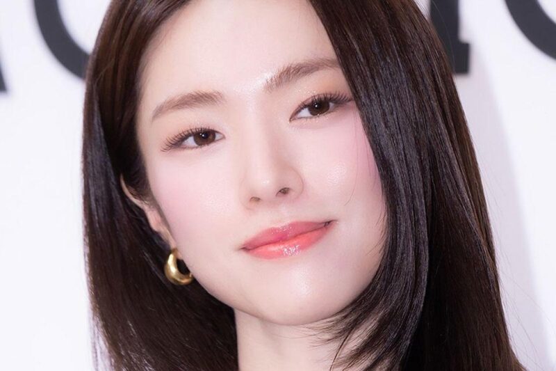 「親日論争」ハヨン、さらなる続報に波紋広がる
