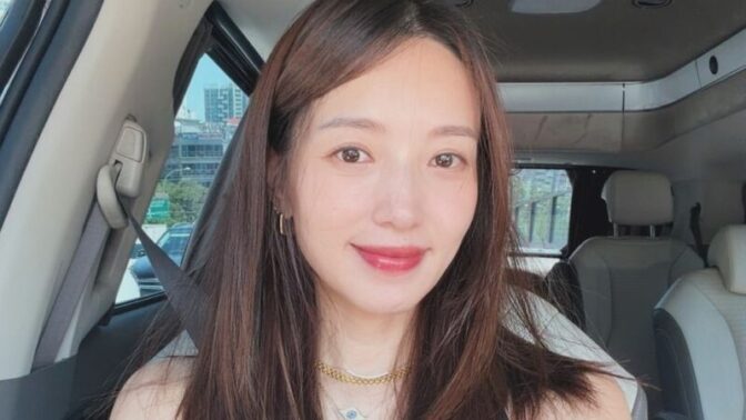 「嘘だと言って…」“45歳で妊娠”の女優キム・ミンギョン、出産目前に産婦集中治療室へ入院。ファンから心配と応援の声が殺到