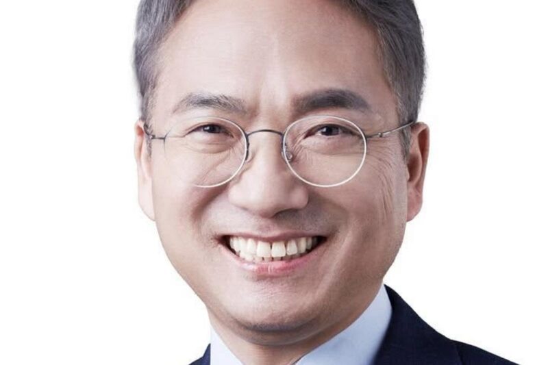 鄭清来氏、李在明氏の面前で…「不平と非難」と苦言