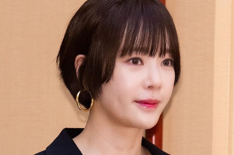 ファン・ジョンウム、「ノーブラで闊歩」…動画が拡散中