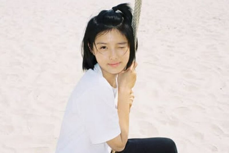 "18歳"子役俳優、監督の悪名高い噂→撮影現場でやつれた顔が捉えられる…ファンから心配の声相次ぐ