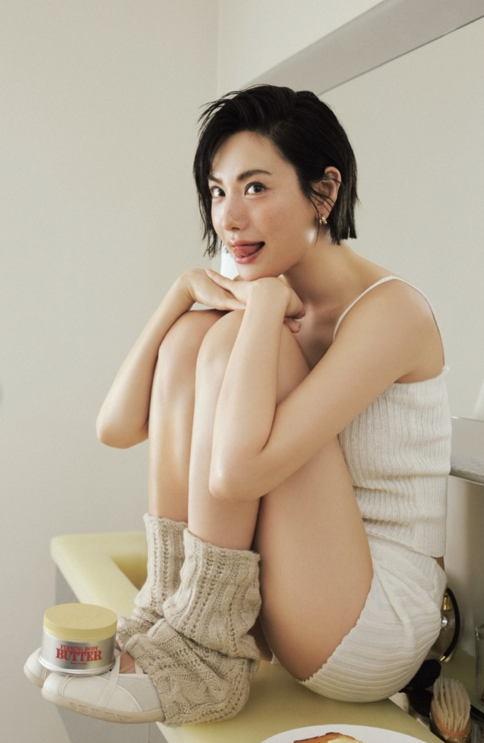 AFTERSCHOOLナナ、全身タトゥーを除去へ