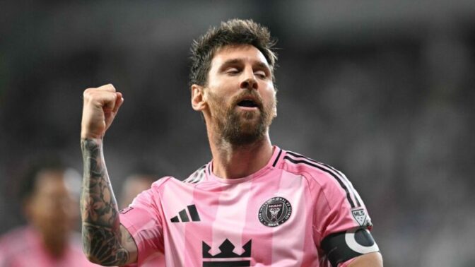 「サッカーの神」メッシが4ゴール1アシストの独壇場！マイアミが7-1大勝で2位へ浮上