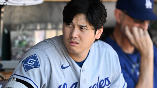 【MLB】大谷翔平、膝の痛み再発で投手復帰が延期に…今季レギュラーシーズン中の登板は不透明か、ロバーツ監督が現状を明かす