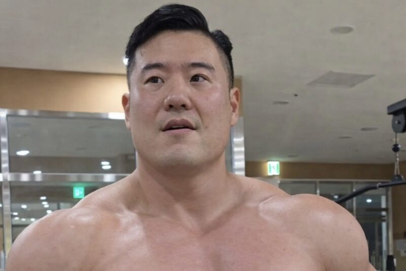 ミキ・グァンス、済州島でのスリッパ盗難被害に怒り…CCTVまで確認し「罪悪感に苛まれる前に返して」