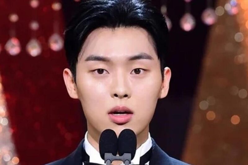 「お騒がせ俳優」チェ・ヒョヌク、また物議…今度は「飲酒ライブ配信」で波紋