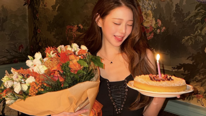 チャン・ウォニョン、誕生日記念で幼少期の写真を公開…「まさにリアルプリンセス」