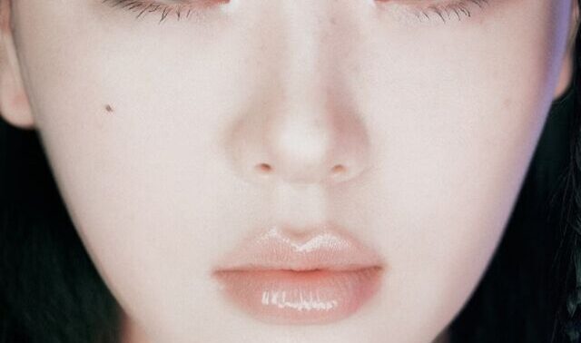 元LOONAのYves、海外誌も絶賛「言葉を必要としないクリエイティブなアーティスト」