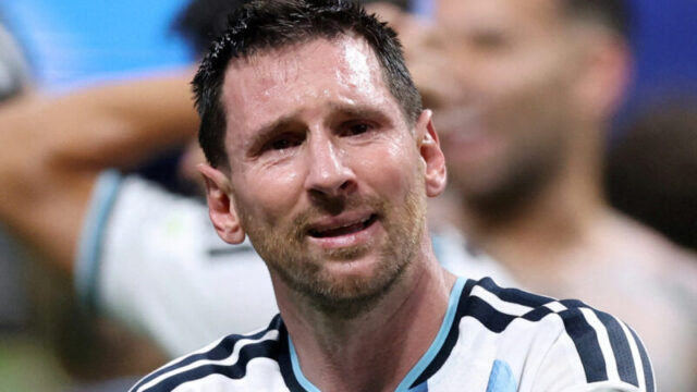 「サッカーの神様」メッシが代表引退を電撃表明！21年間のアルゼンチン代表生活に終止符「もうこれ以上、力を振り絞る余力はない」
