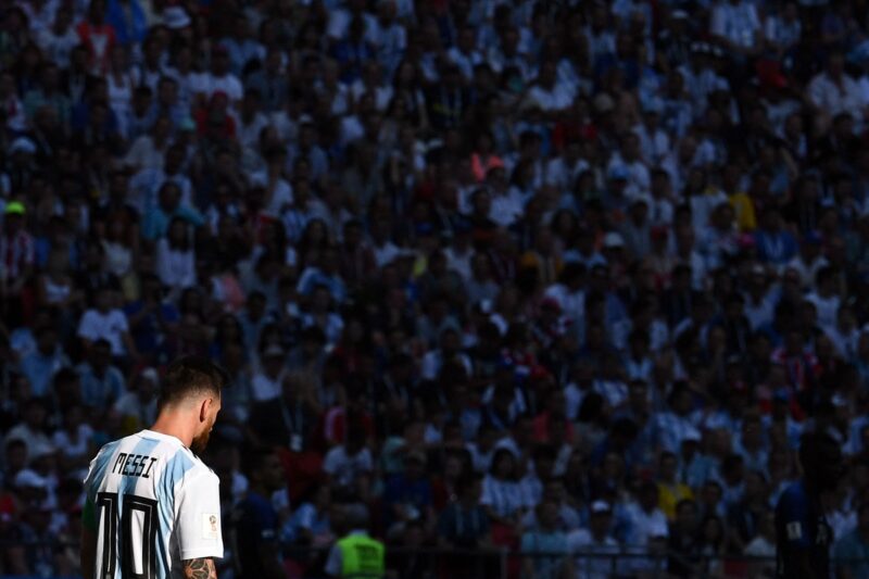 「サッカーの神様」メッシが代表引退を電撃表明!21年間のアルゼンチン代表生活に終止符「もうこれ以上、力を振り絞る余力はない」