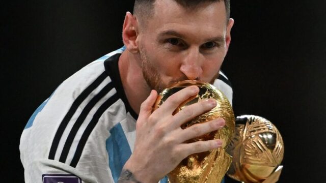 「サッカーの神」が去ったアルゼンチンの未来…一人の天才から真のチームへ、新たな時代の幕開け