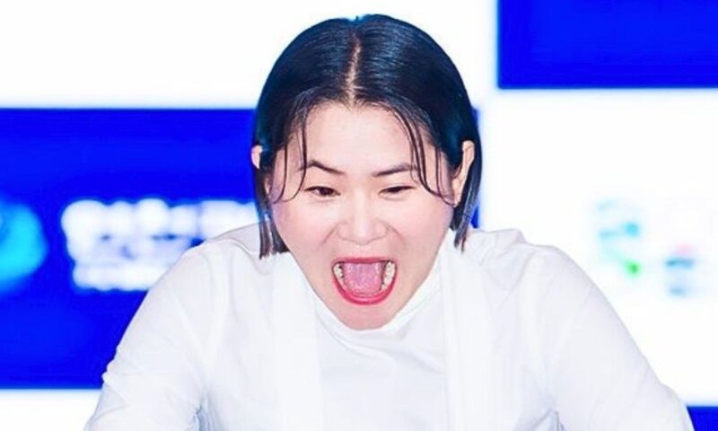 キム・シニョン、14年守ったラジオを一時休止へ