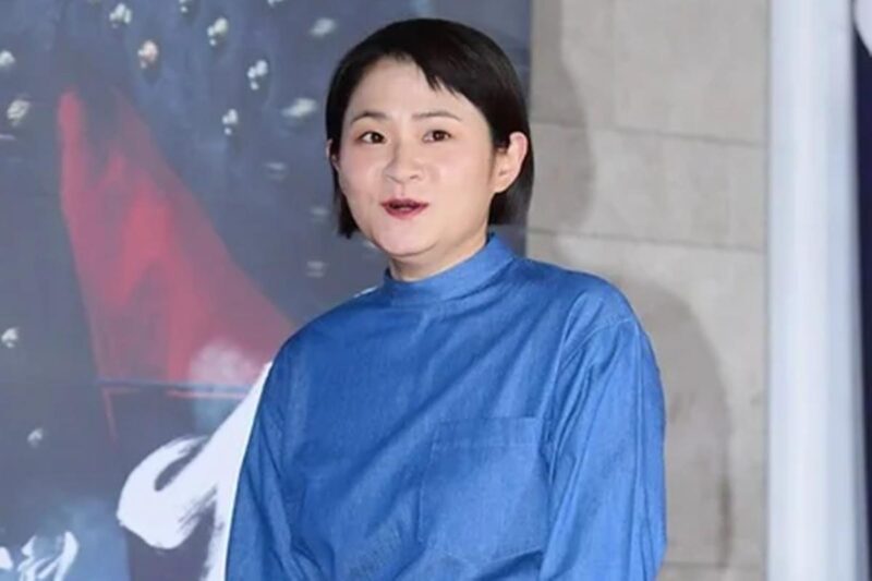 キム・シニョン、14年間の歴史に幕…「最後の発表」にファン衝撃