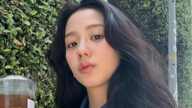 BLACKPINKジス、大失敗した“映え写真”に「何がそんなに悪かったの？」と悔しさ炸裂！10周年ファンミ直前のゲリラ告知への謝罪も