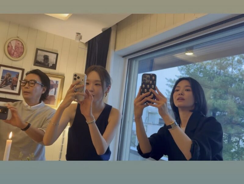 송혜교, 엄정화 론칭 와인→음주 파티 즐겼다…”축하해요 언니” 