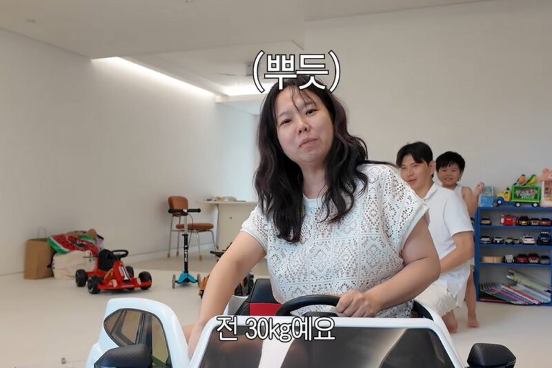 ‘-11kg’ 성공하더니…홍현희, 子 유아 전동차 탑승→돌발 상황에 ‘폭소’ 