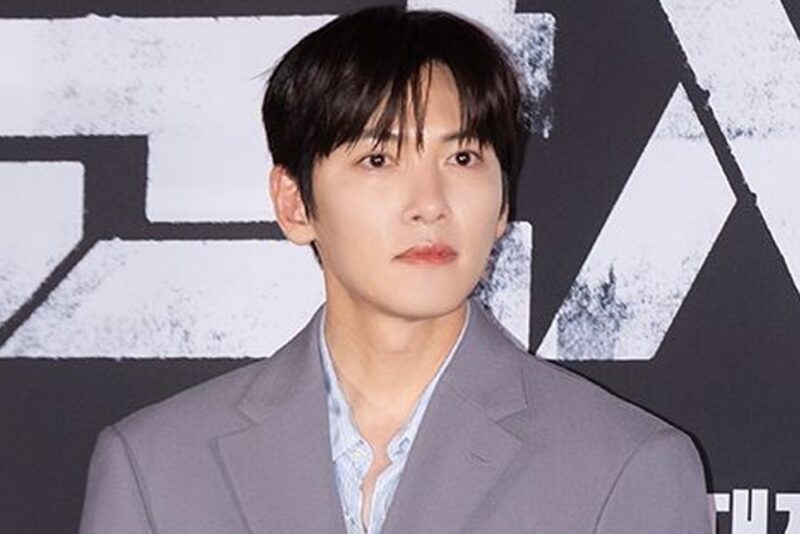 지창욱, 日 여배우와 딸기밭서 핑크빛 로맨스 펼친다…’메리 베리 러브’ 10월 7일 공개