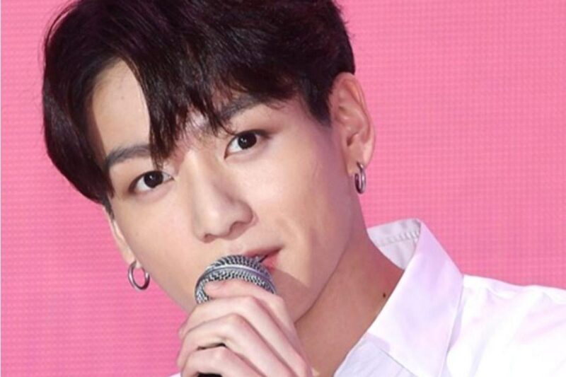 BTSジョングク、「薬を飲んだ」…ファンから心配の声が殺到