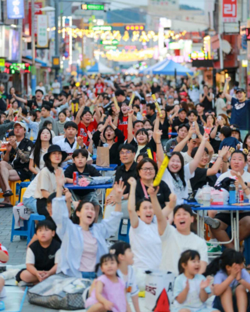 KIAファン必見！今週土曜、光山路に集結！大型スクリーンで応援する最後の夜市開催