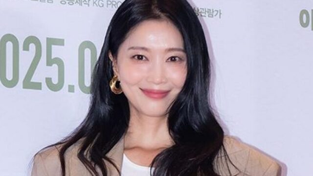 女優オ・ユナ、11年ぶりの再婚＆息子が水泳大会で入賞！「うちの息子が最高」と喜びの報告