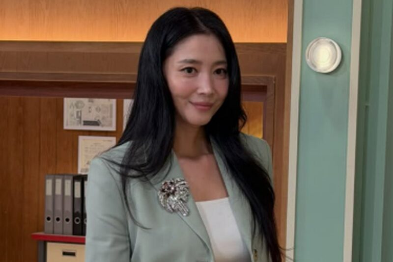 オ・ユナ、11年ぶりの再婚＆息子が水泳大会で入賞！「うちの息子が最高」と喜びの報告