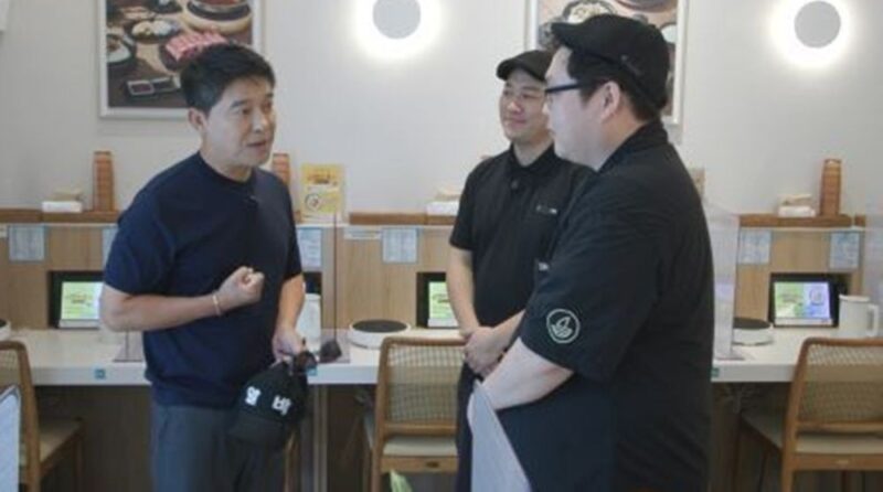 ‘데뷔 36년 차’ 임창정, 혼밥 손님에 인지도 굴욕→알바 중 영혼까지 탈탈 (‘주문쏭’)