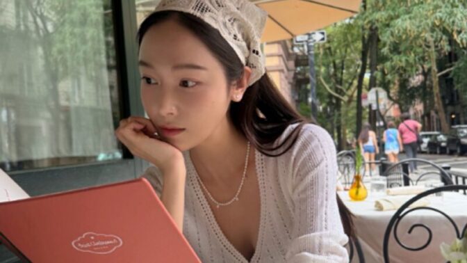 元・少女時代ジェシカ、17年ぶりの“伝説コラボ”復活へ！韓国ステージ復帰を控え、NYから届いたお洒落な「少女ビジュアル」に熱視線