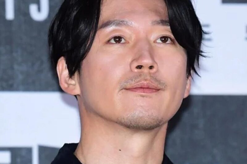 俳優チャン・ヒョク、おめでたいニュースを発表…「来る11月に」