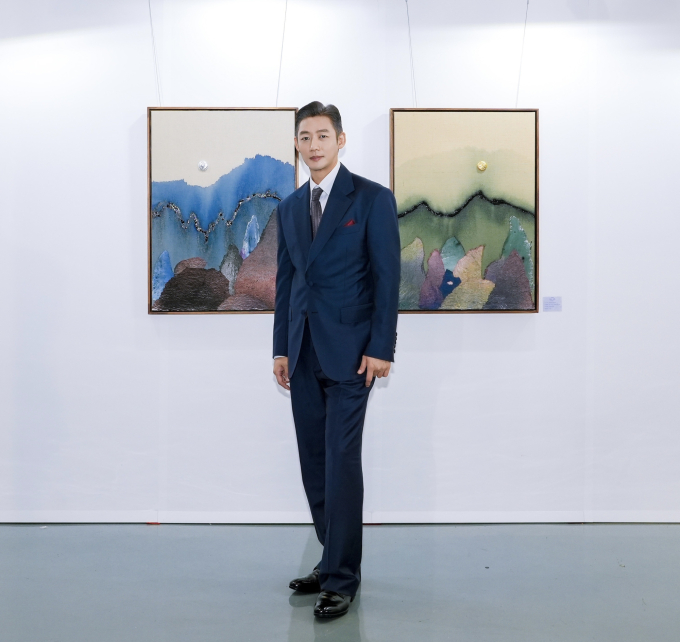 イ・テソン、中国・深センで17回目の個展を開催