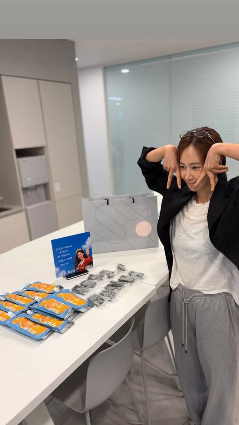 少女時代 ユリ、25年ぶりにSMエンタを離れ涙→「別れのプレゼント」を大奮発…「愛していた」