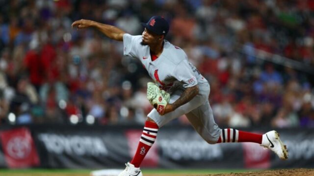「帽子を正せ」MLBで不可解な不文律が波紋、新人投手を巡り監督退場と「言った・言わない」の泥沼へ