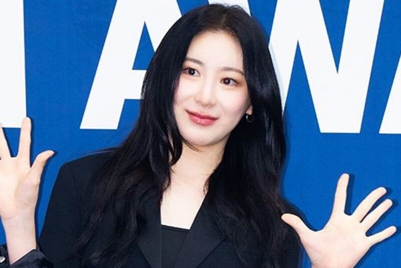 ’26세’ 이채연, 머리 3571모 심었다더니…물 맞아도 끄떡없는 ‘튼튼 모발’ 