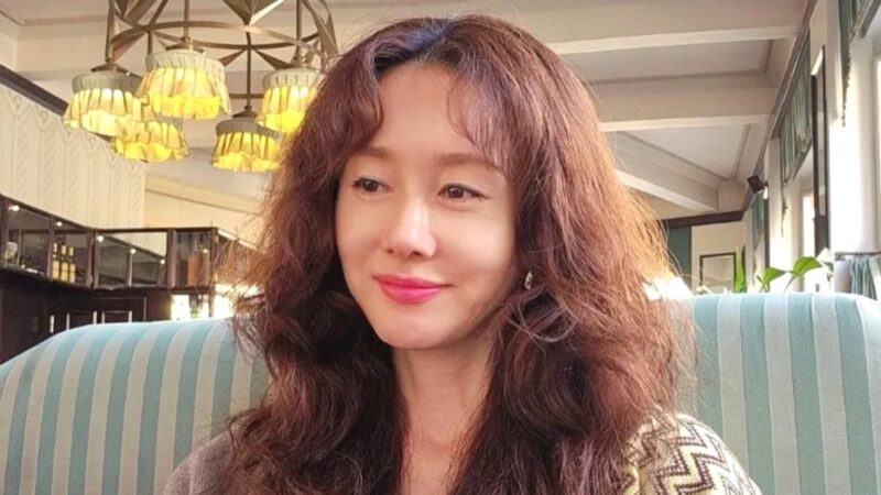 飲酒運転で物議の女優キム・ジス、韓国を離れプラハで旅行会社CEOとして再出発「自分を奮い立たせている」