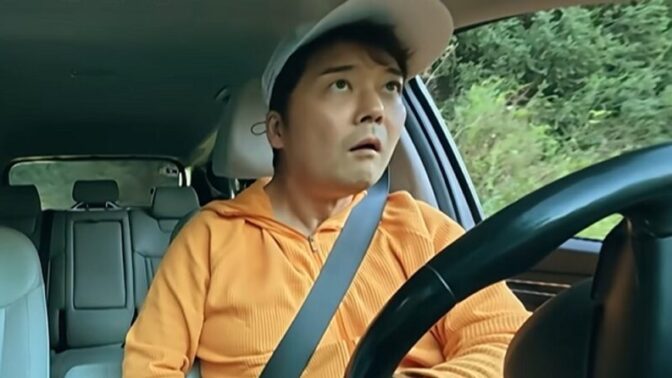 飛行機に乗る前に車を受領？『私は一人で暮らす』チョン・ヒョンム、今度は「レンタカー貸出」疑惑が浮上…広がる波紋