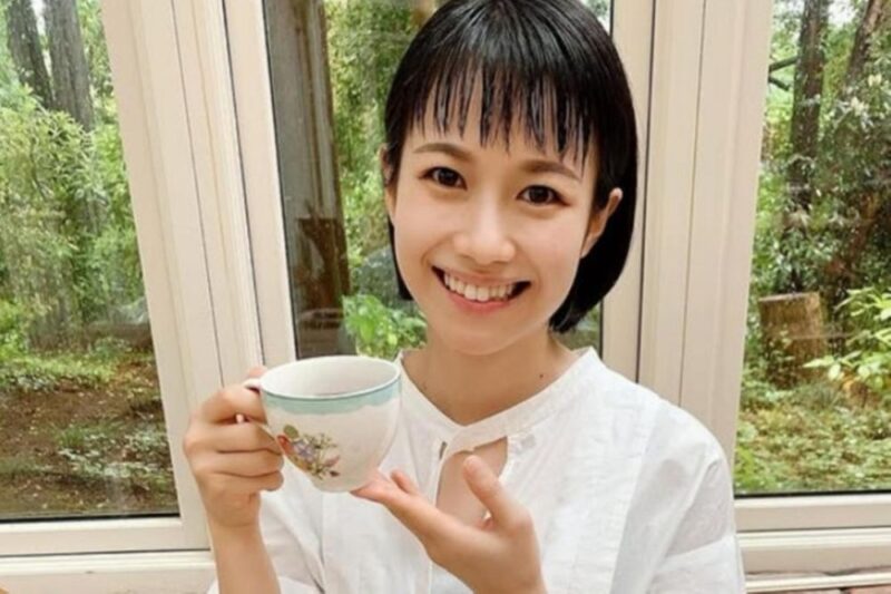 1年8か月ぶりのSNS投稿で…女優・花房ちか、突然の「芸能界引退」を発表！