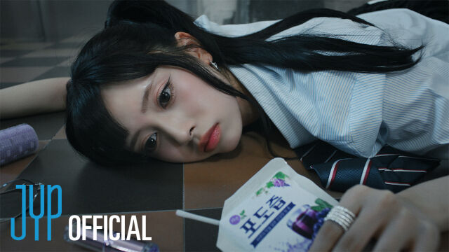NiziU、韓国初のミニアルバム『Sour Grapes』を10月28日にリリース！約1年半ぶりの韓国カムバックに期待高まる