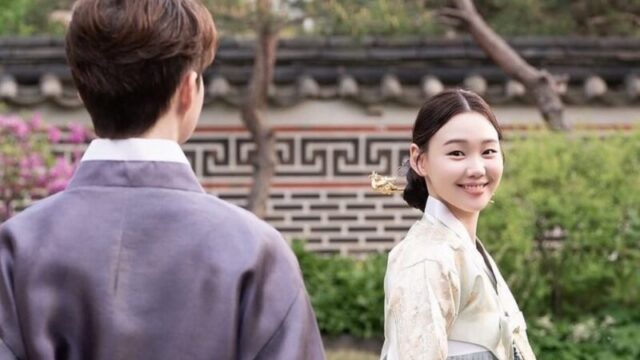 「ソン・ジョンウォン似」ついに夫の顔を公開！元SBSアナウンサー金スミン、結婚4年目で仲睦まじい姿が話題