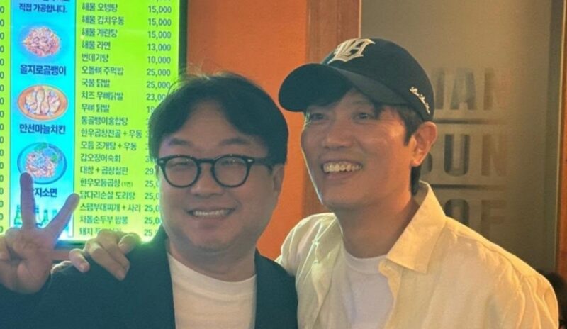 お笑い芸人パク・フィスン＆俳優パク・ヒスン、20年越しの奇跡のツーショット！「これからも誤字記事をお願いします」