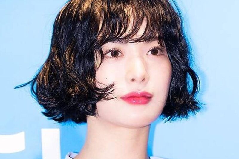 ナナ、作品公開10日前に「サプライズ発表♥」
